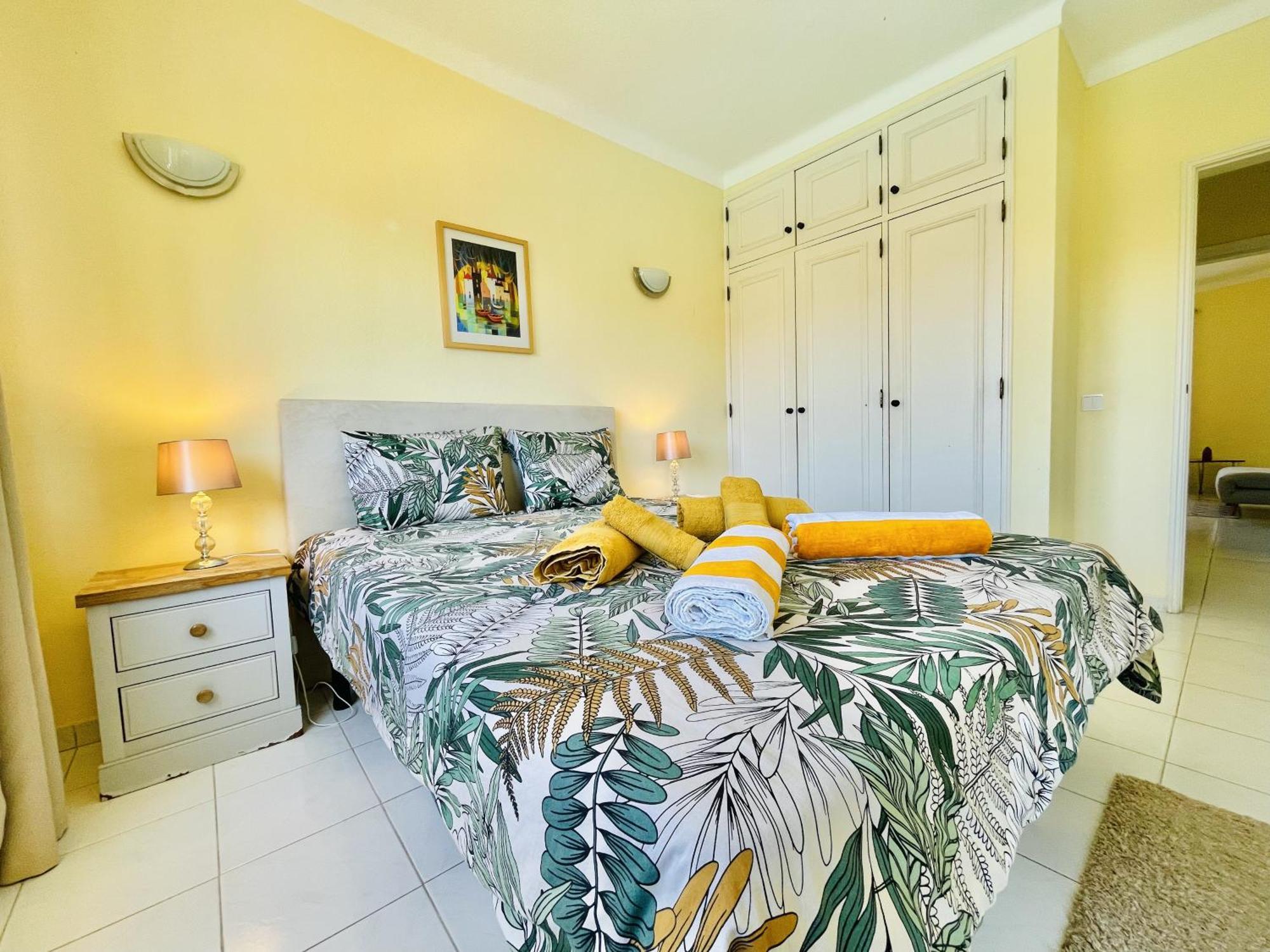 Lavanda - 2 Bedrooms - 3 Level Pool - Garden - Beach 1Km เอสโตเบอร์ ภายนอก รูปภาพ