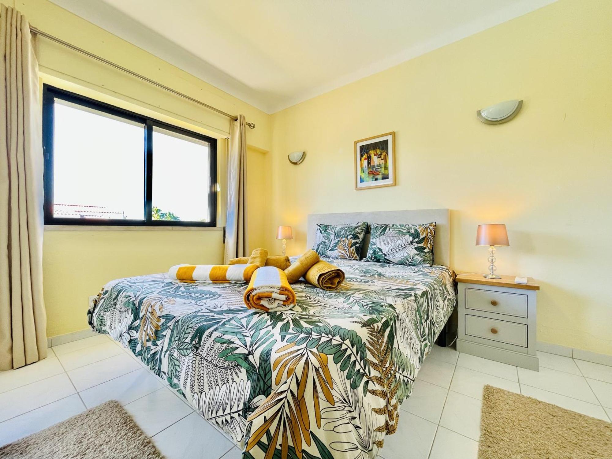 Lavanda - 2 Bedrooms - 3 Level Pool - Garden - Beach 1Km เอสโตเบอร์ ภายนอก รูปภาพ
